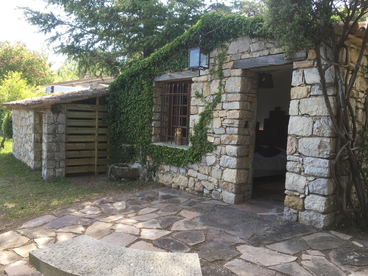 فايانس Les Chambres Du Restaurant Le Castellaras - Teritoria المظهر الخارجي الصورة